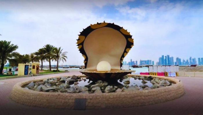 the pearl monument doha