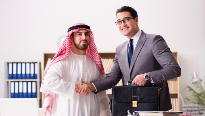 Qatar Dress  code for business workplace